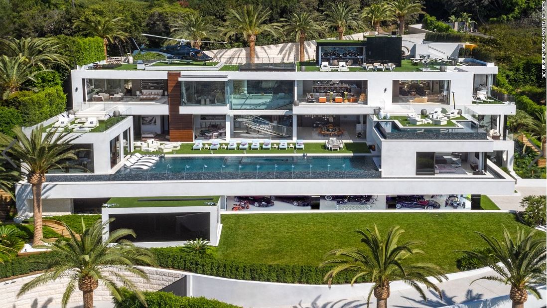 The One': the largest house in the world and the most expensive in the U.S.