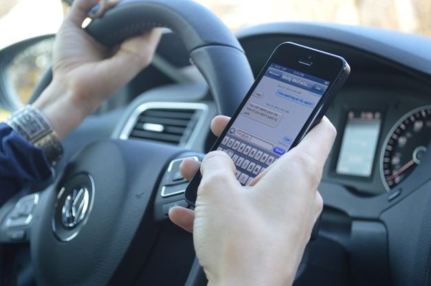 New York eyes 'textalyzer' to combat distracted driving - WINK News