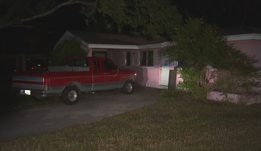 A Fort Myers home that was the scene of two deaths. Photo via WINK News.