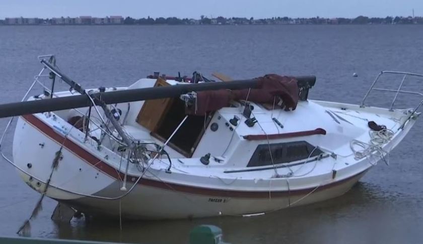 An abandoned boat. (WINK News photo)