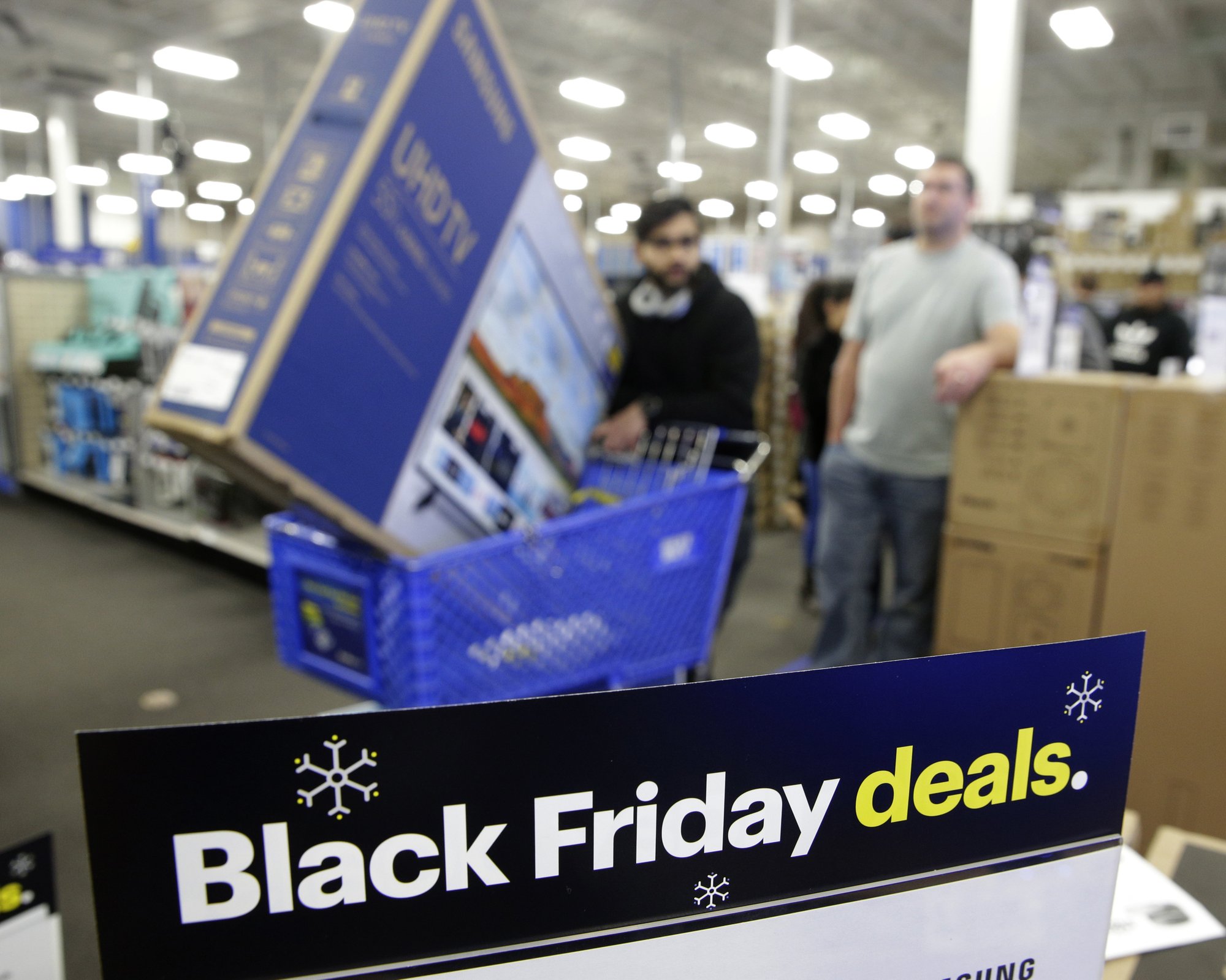 https://winknews.com/wp-content/uploads/2019/01/Black-Friday-sales-at-Best-Buy.-AP-photo..jpeg