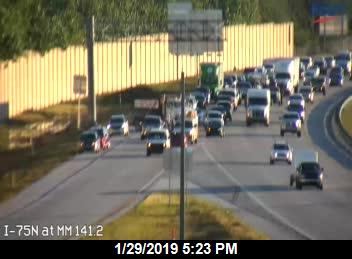 Traffic accident on I-75 at MM 141. (FDOT photo.)