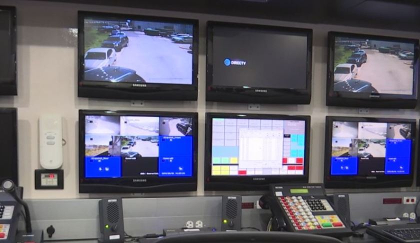 Inside the Mobile Command Post. (Credit: WINK News)