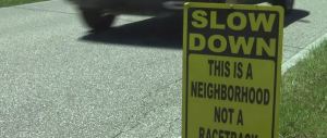 Sign in Englewood East telling drivers to slow down. (Credit: WINK News)
