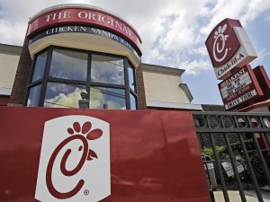 Chick-fil-A named America’s favorite fast food restaurant. (Credit: CBS News)