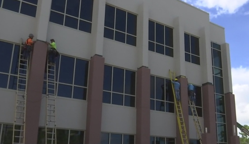 New center at FGCU provides affordable cost for mental health counseling. (Credit: WINK News)