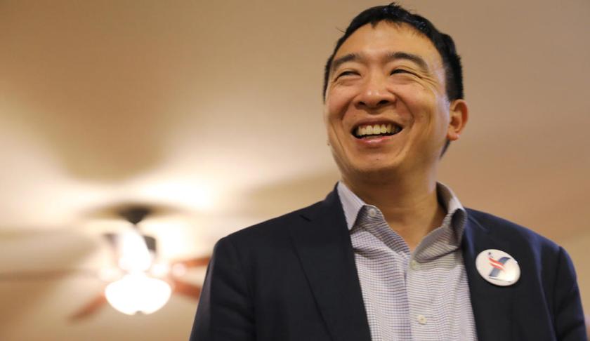 450,000 apply for shot at Andrew Yang's $1,000-a-month offer. (Credit: CBS News)