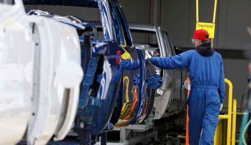 Members of the United Auto Workers union working at General Motors agreed Saturday night to stay on the job past a midnight deadline for a new contract, but remained on the verge of a strike. (Credit: CNN)