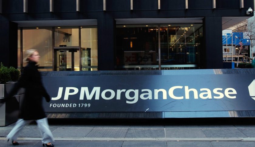 JPMorgan wants to give people with criminal records a second chance at a good job. (Credit: CNN)