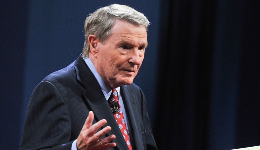 Jim Lehrer, the legendary debate moderator and former anchor of the "NewsHour" television program, died Thursday. He was 85. (Credit: CNN)