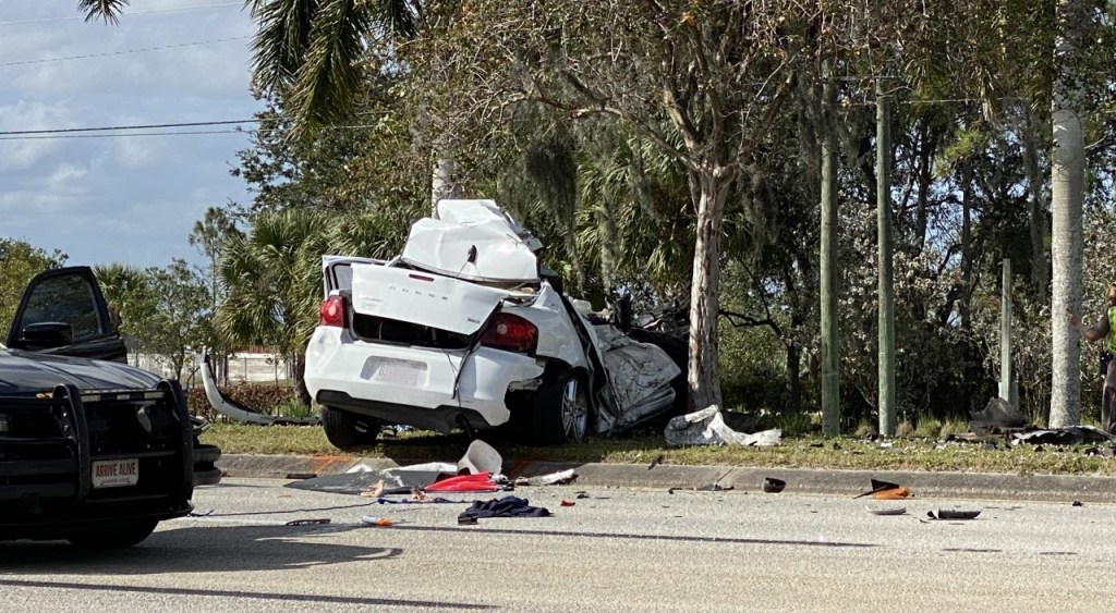 Fort Myers man arrested after Lee County crash kills 28-year-old Massachusetts man