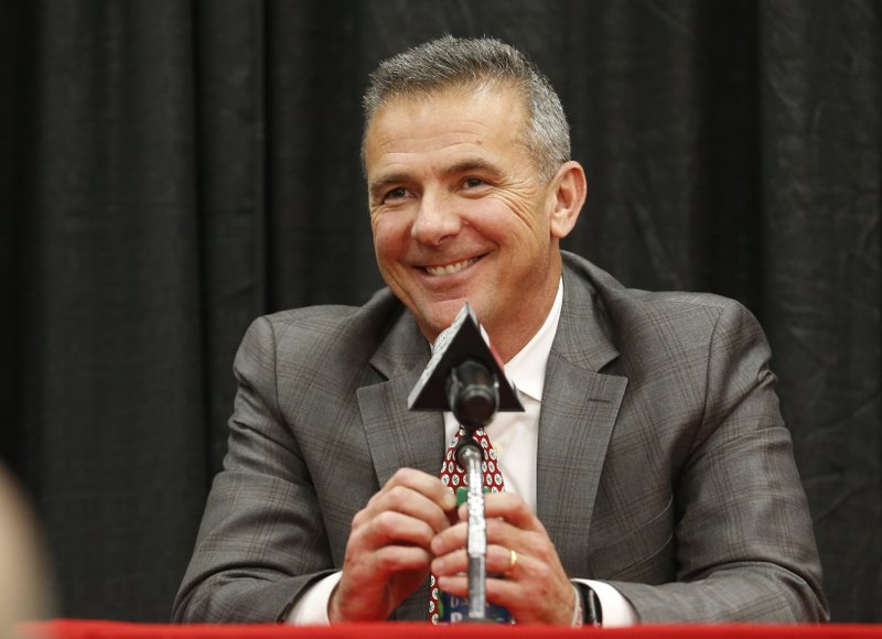 Urban Meyer agrees to contract to coach Jacksonville Jaguars