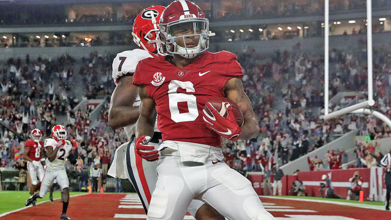 Heisman-winning WR DeVonta Smith skips Senior Bowl measurements