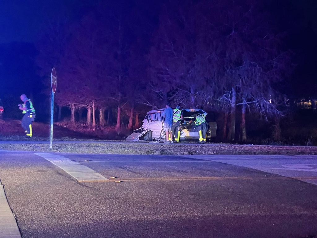 11-year-old boy dies after Friday night 3-vehicle crash on Daniels Pkwy, 7 others injured