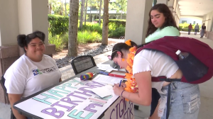 card signing table