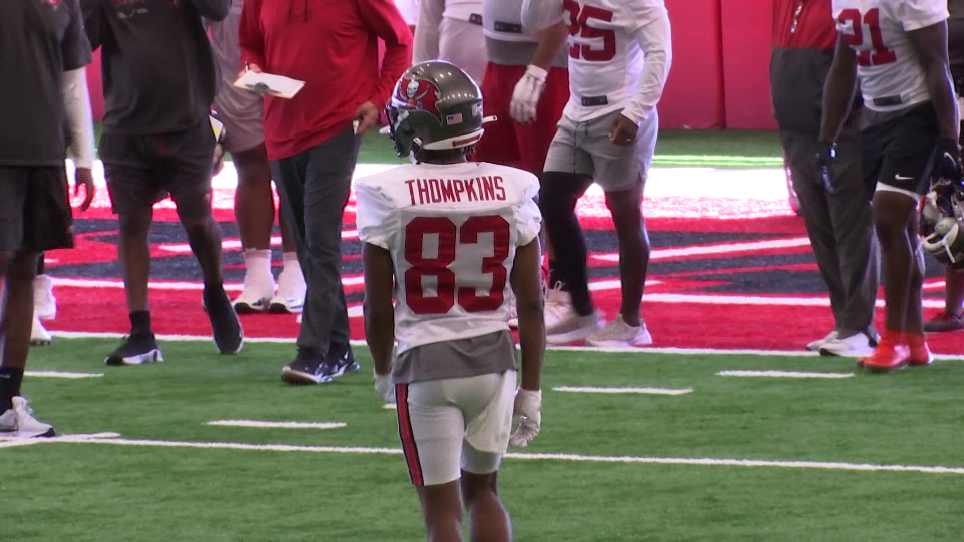 Bucs rookie speedster Deven Thompkins is dad first, dynamo second