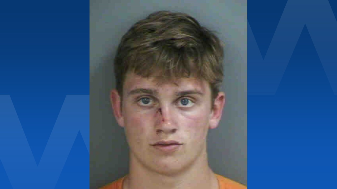 18-year-old arrested after breaking arm of Neapolitan officer who tried to escape