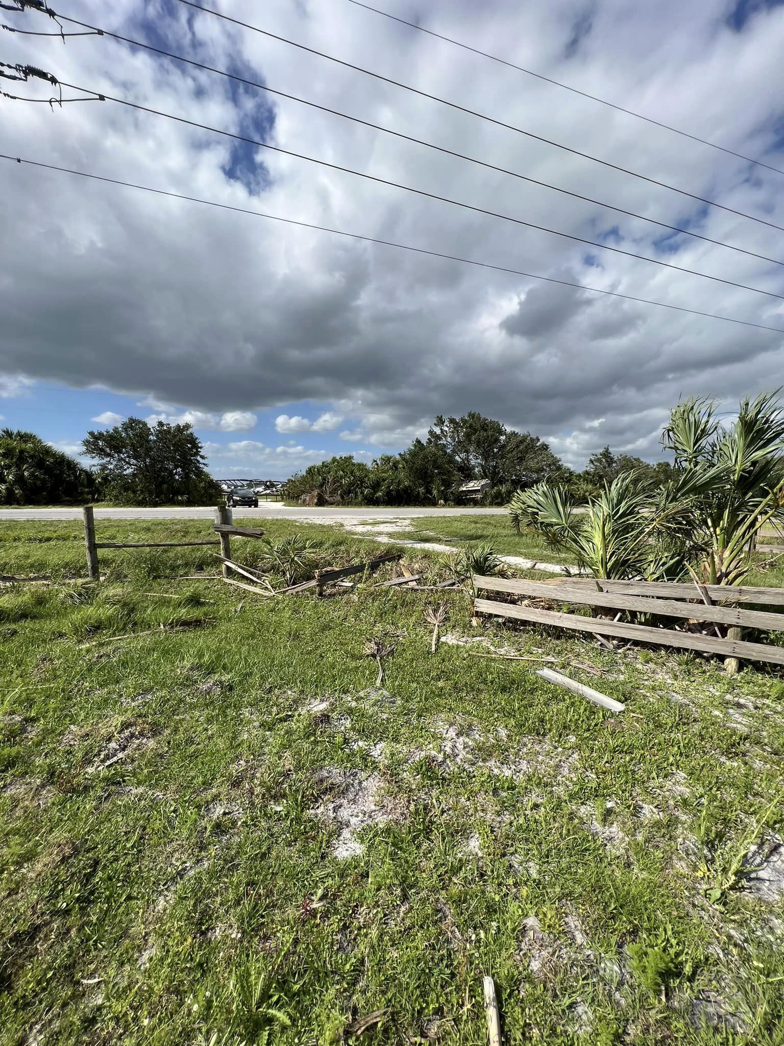 Tornado touched down in Charlotte County, Florida Sunday