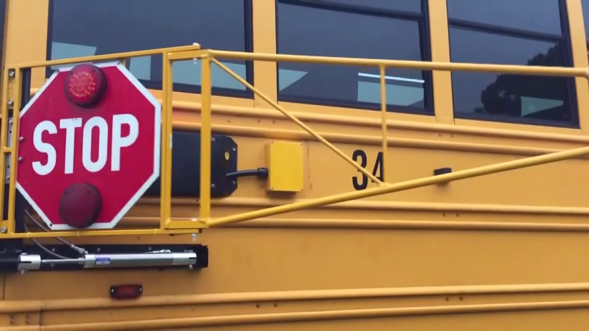 New Florida bill to add cameras to school buses