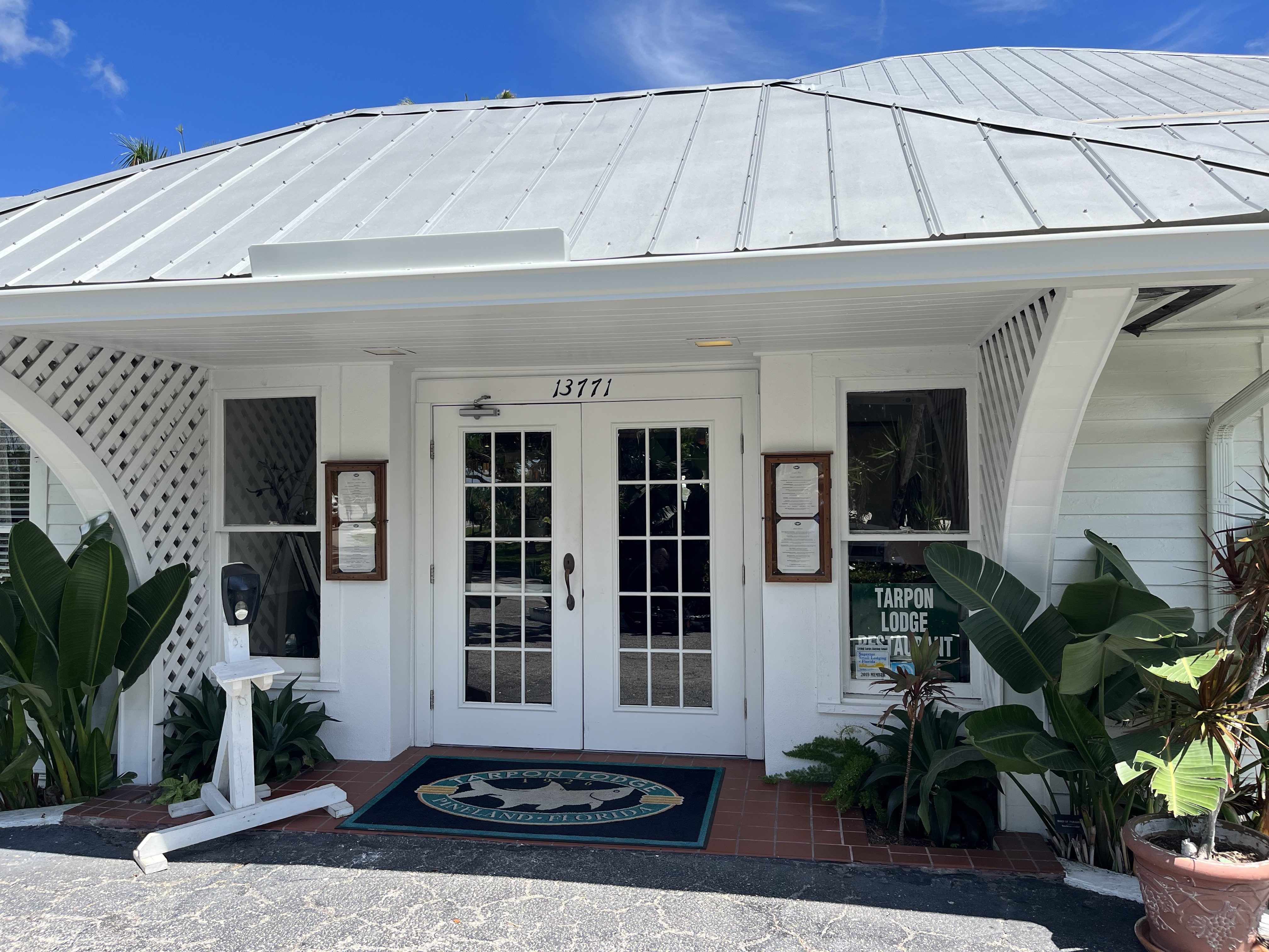 Tarpon Lodge, Cabbage Key bounce back from Hurricane Ian damage - WINK News