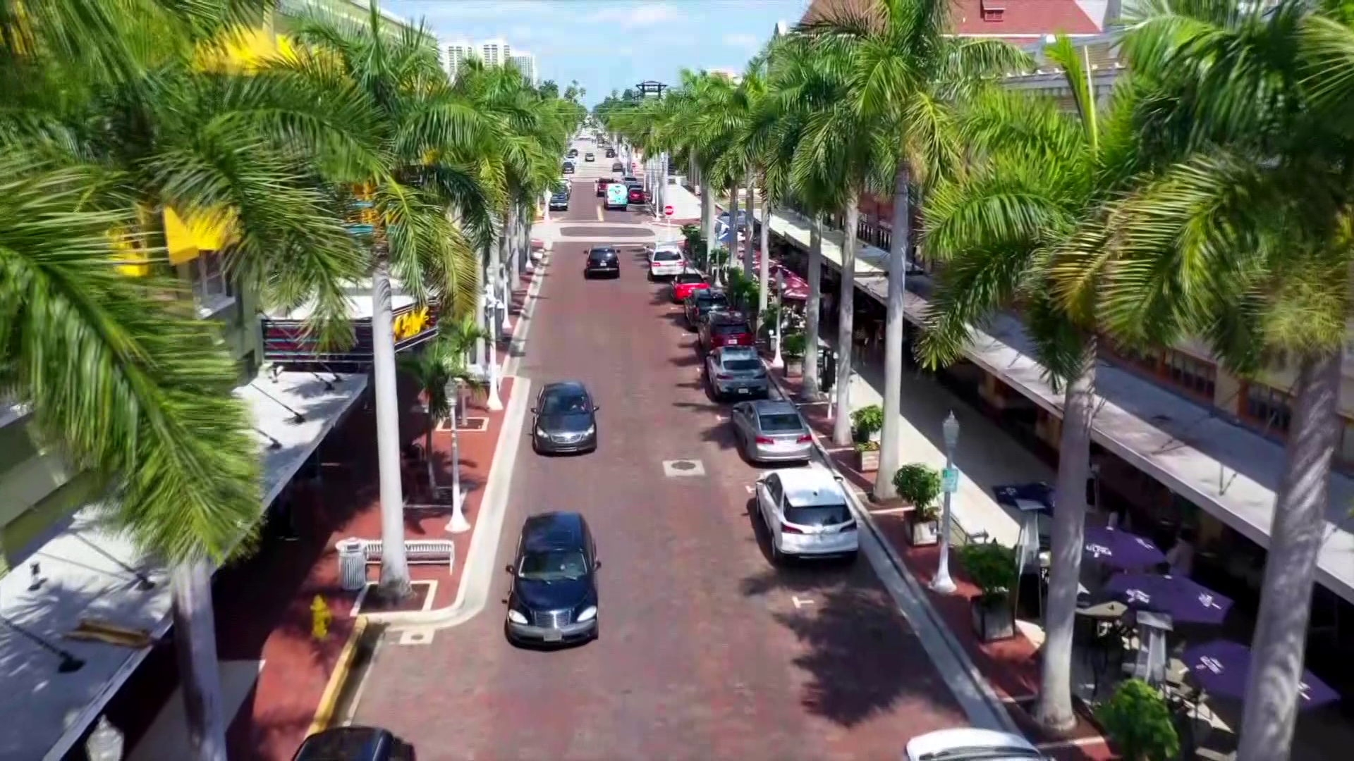 Free Parking for Downtown Fort Myers: Boosting Business and Community Success