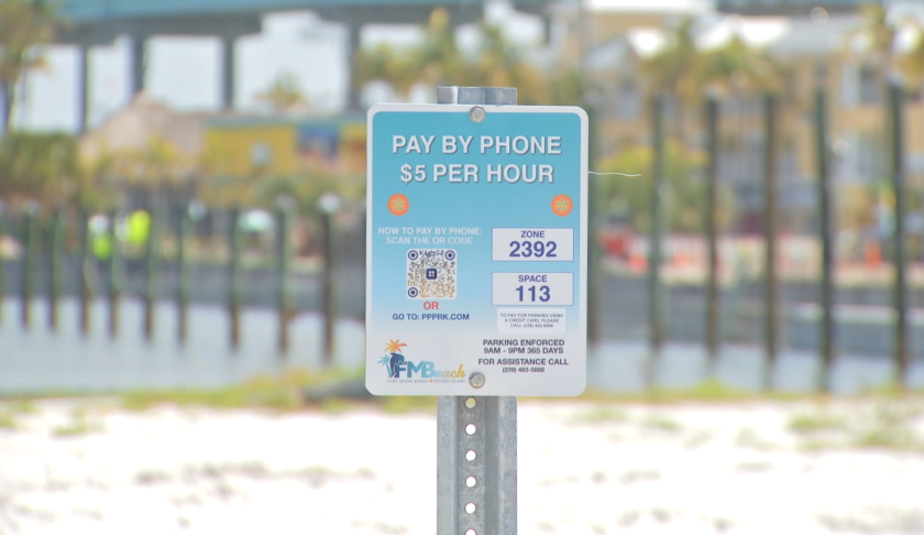 QR Code Parking Signs at Fort Myers Beach