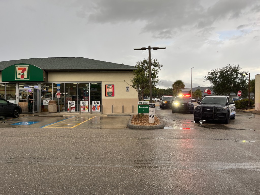 Authorities responding to active scene in Fort Myers. 7-eleven