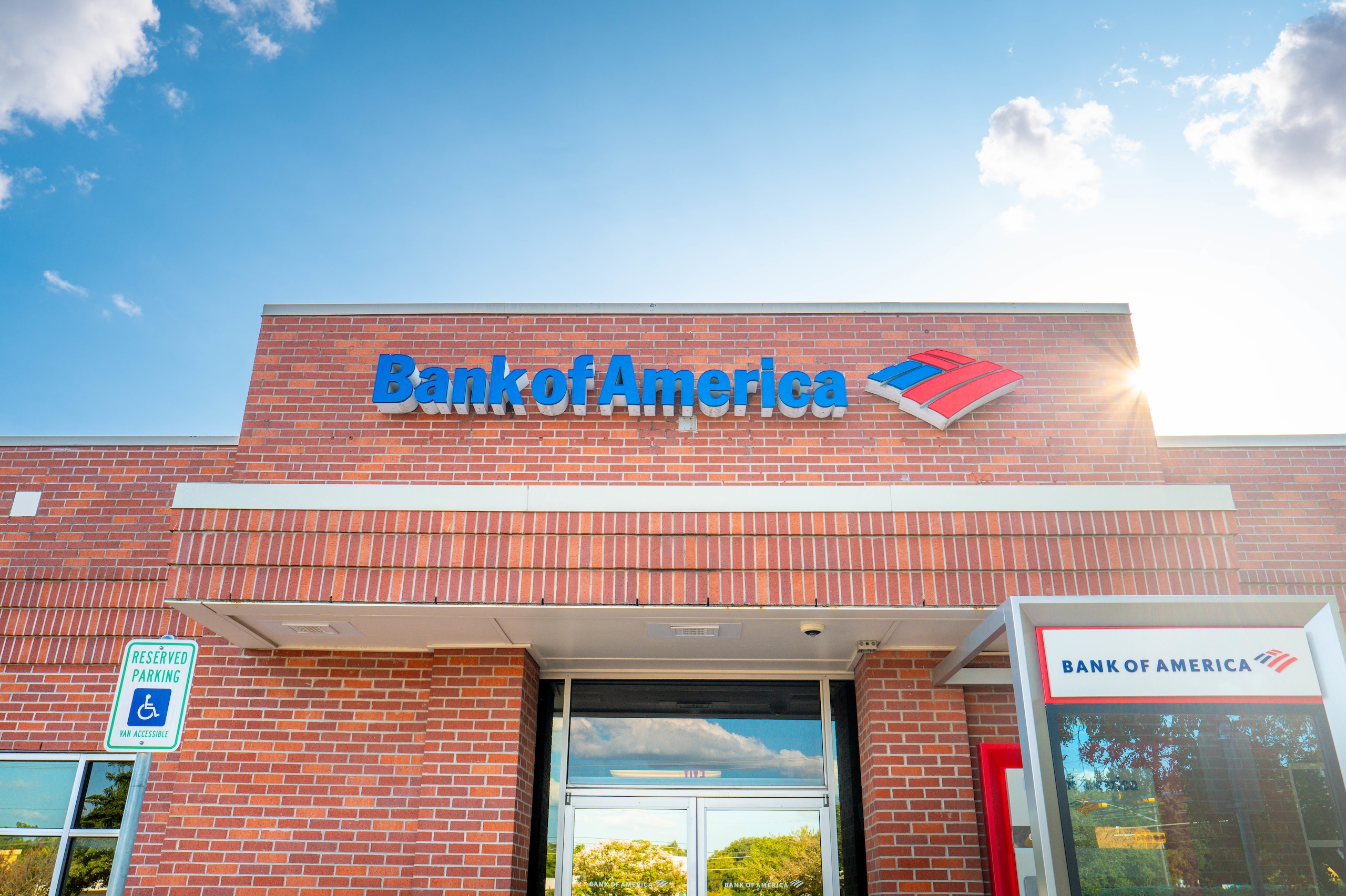 Bank of America’s minimum wage increase is positive for banking industry