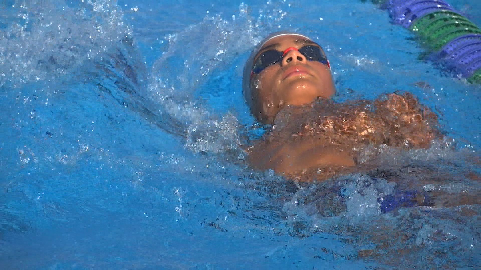 Impressive 12-Year-Old SWFL Swimmer Makes Waves Across Florida!