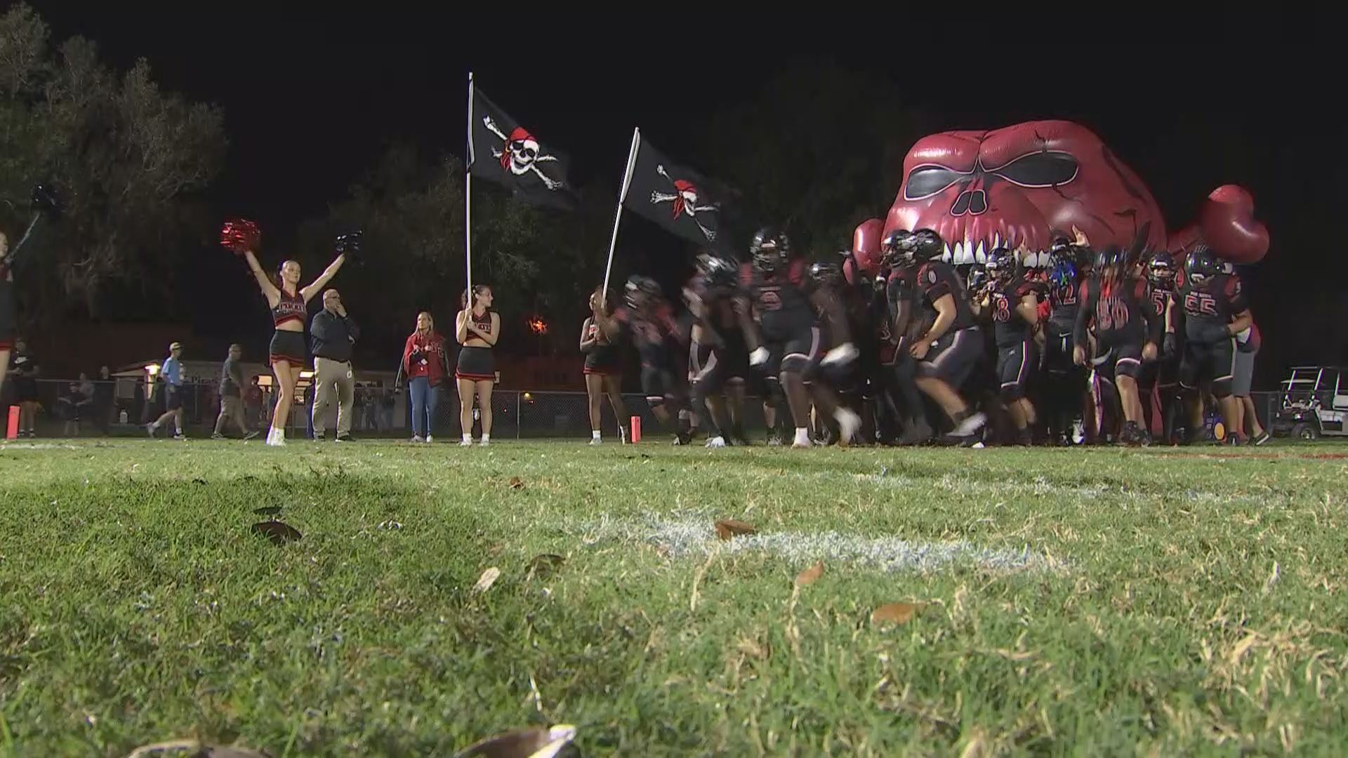 Touchdowns and Triumphs: Round 1 Highlights from SWFL High School Football Playoffs!